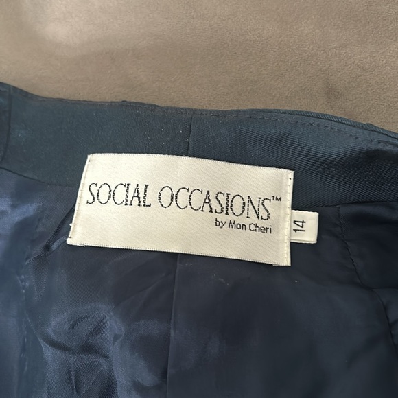 Social Occasions by Mon Cheri Silk Dress and Jacket - Picture 6 of 12